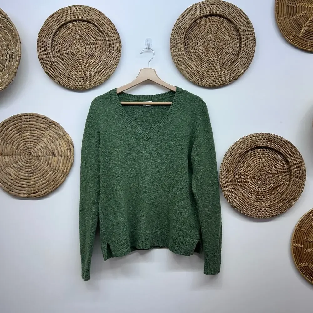 J. Crew Green V-Neck Slub Sweater Medium Cotton Knit Preppy Casual Minimalist
